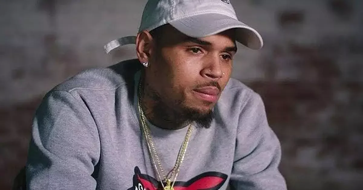 Chris Brown em foto de divulgação
