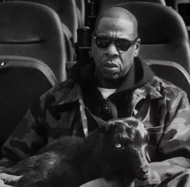 Jay-Z em foto em preto e branco usada na divulgação do show