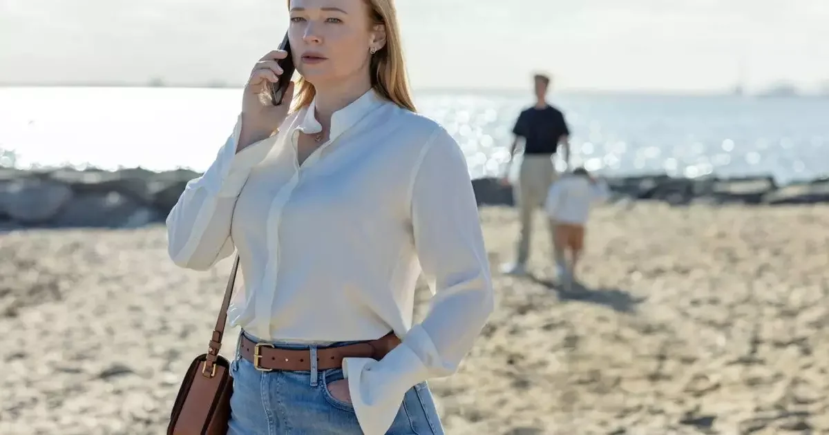 Sarah Snook em foto de divulgação