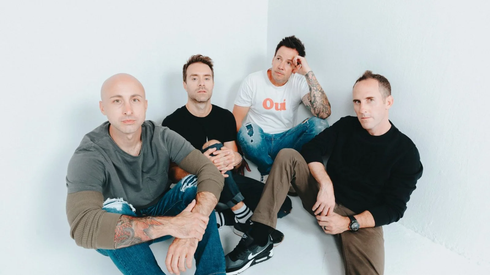 Integrantes da banda Simple Plan em foto de divulgação